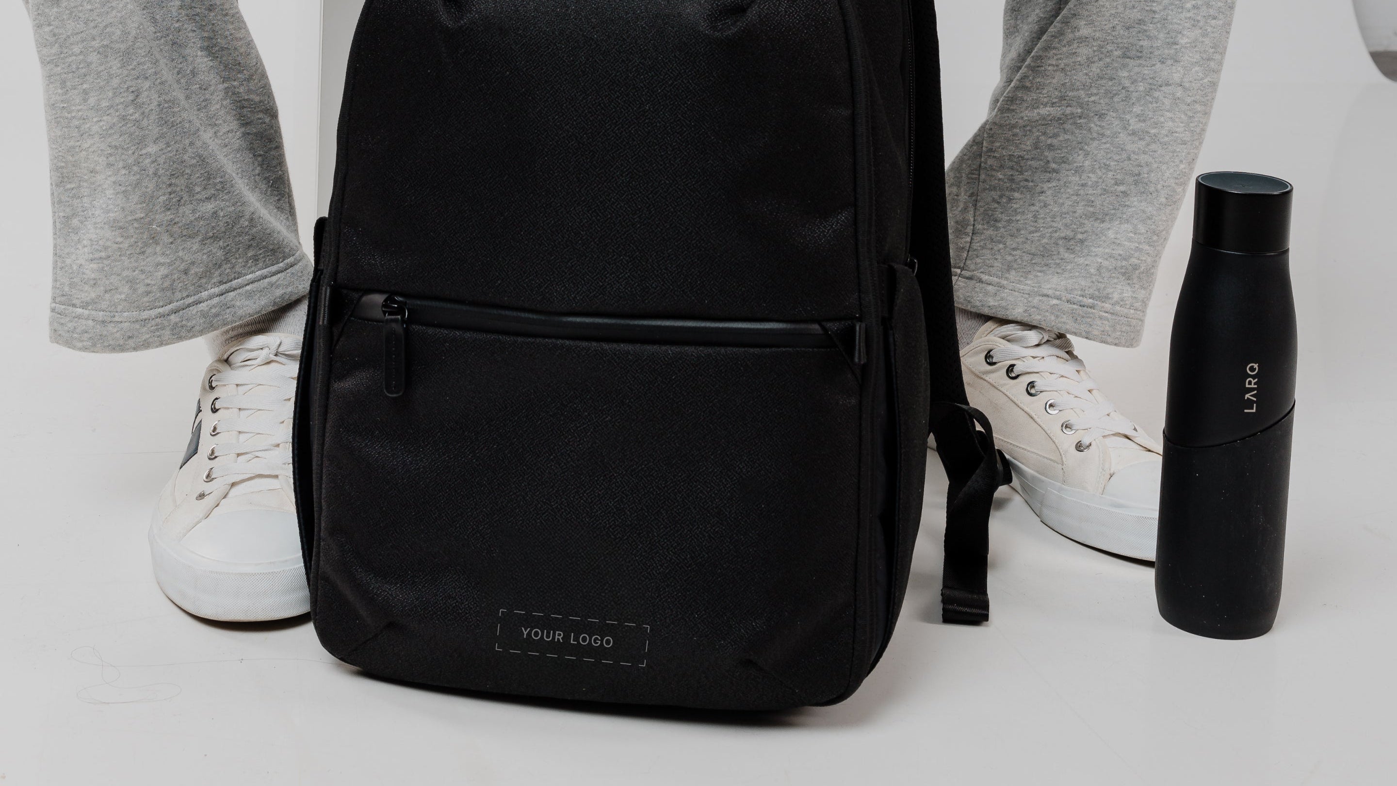 designer leather diaper bag backpack BabbleRoo Barrel Backpack - I Elevate your travel experience Color:LT/PASPINK Unisex backpack backpacksize cowhide Oakfield Backpack  American cowhide leather  solid brass hardware  half-moon zipper  carry-on handles  2