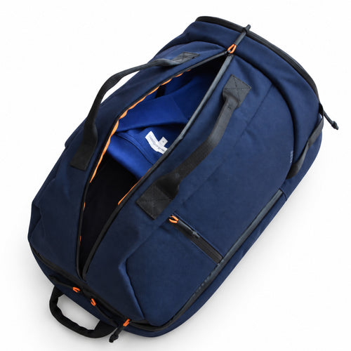 Raven Dufflepack